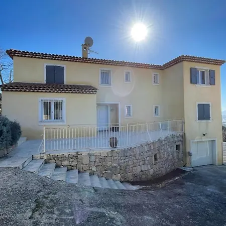Maison 5 Chambres Piscine Villa *